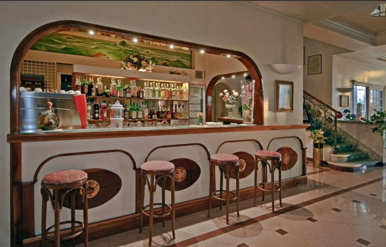 Hotel Alba sul Mare Lido di Camaiore Esterno foto