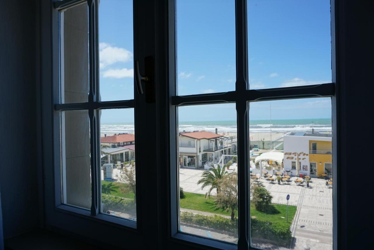 Hotel Alba sul Mare Lido di Camaiore Esterno foto