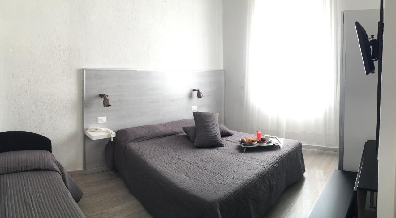 Hotel Alba sul Mare Lido di Camaiore Esterno foto
