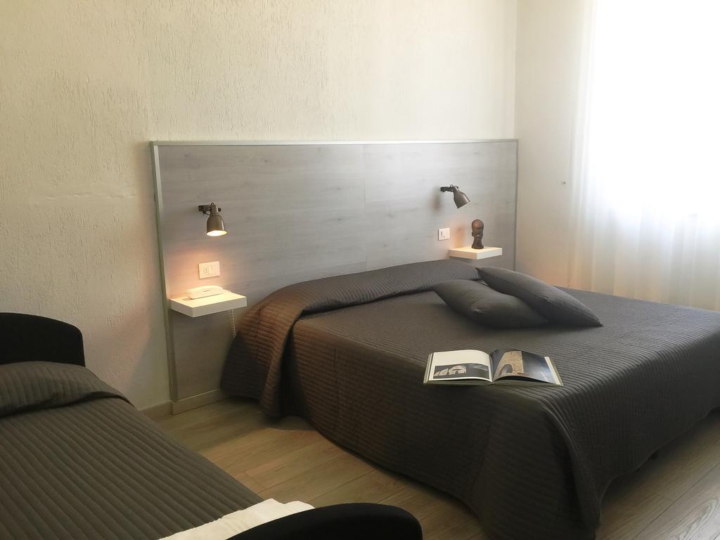 Hotel Alba sul Mare Lido di Camaiore Camera foto