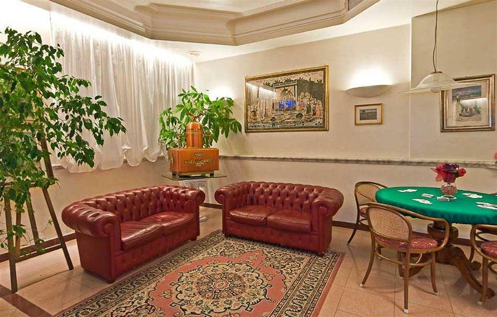 Hotel Alba sul Mare Lido di Camaiore Esterno foto